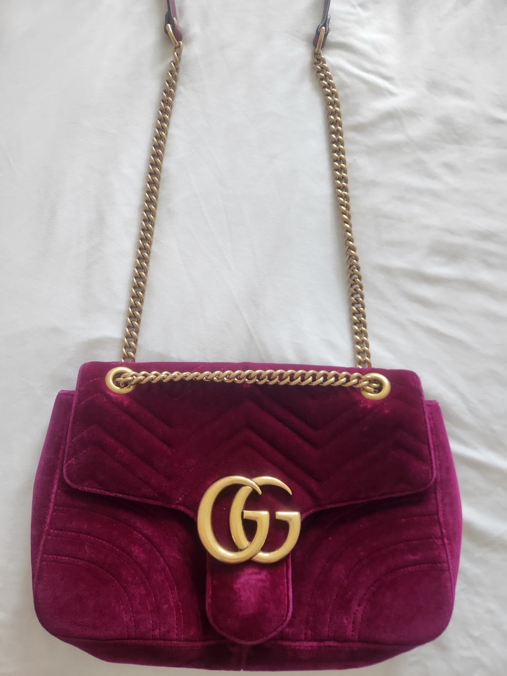 Gucci GG Velvet Shoulder Bag in Fuchsia with Gold Hardware
